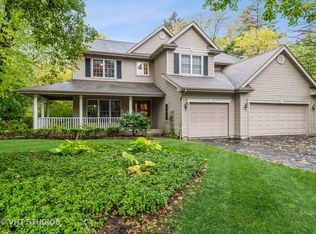 521 S Butterfield Rd, Libertyville, IL 60048