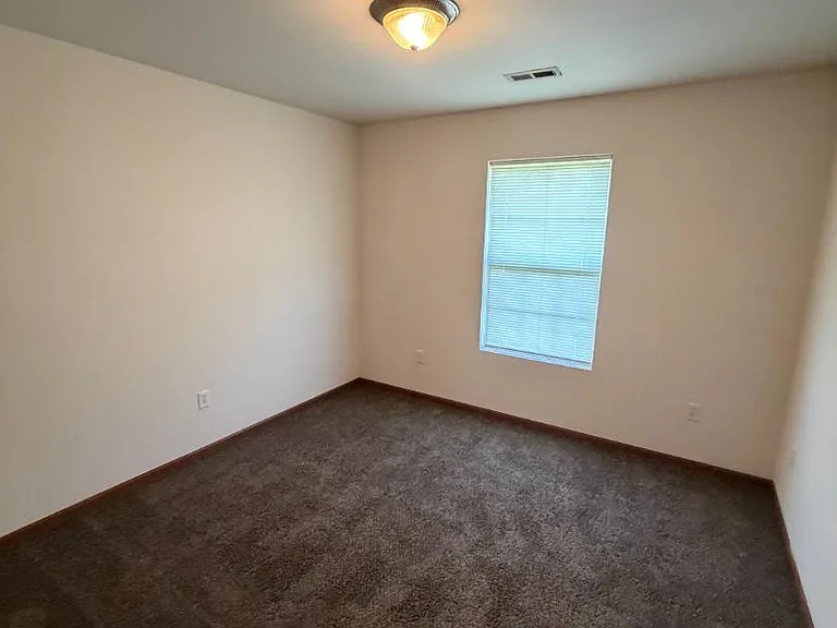 Unit Photo