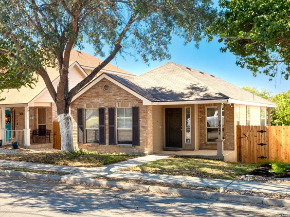 7927 Woodchase, San Antonio, TX 78240