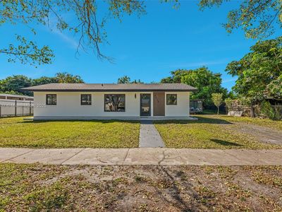 4520 NW 198th St, Miami Gardens, FL, 33055