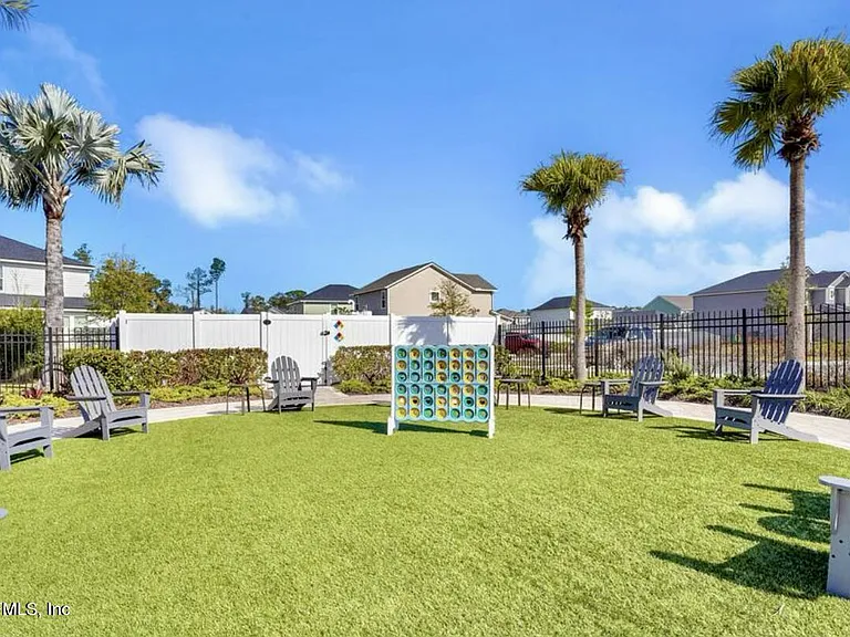 356 Bermudez Way — Photo 32