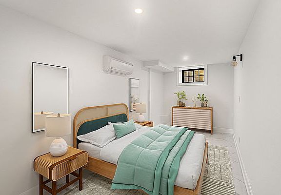 4th image of 380 Chauncey St #1