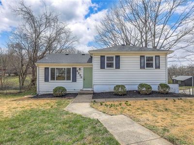 4201 NE Sunnybrook Ln, Kansas City, MO, 64117