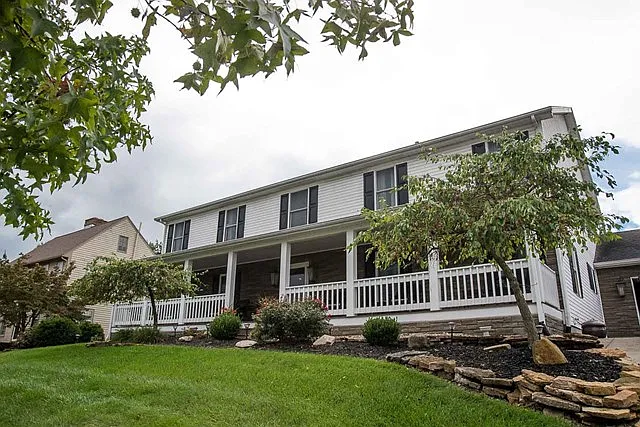 29 Ledgewood Dr photo 1