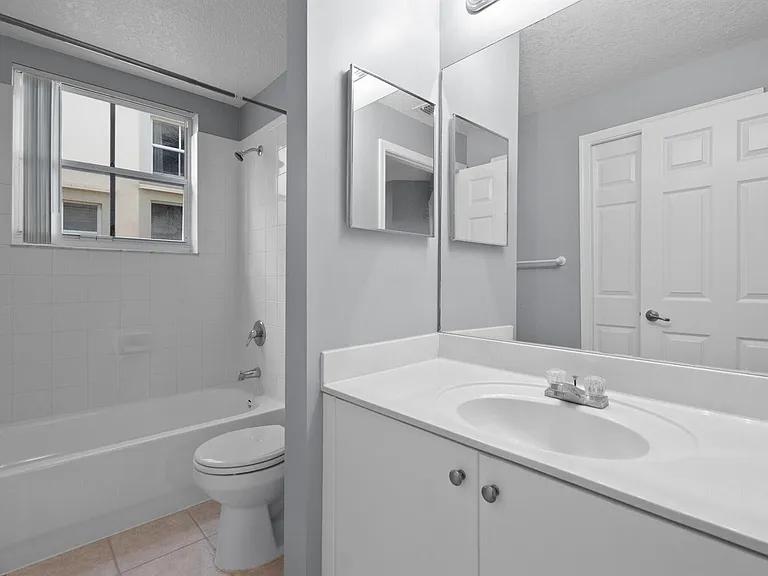 4822 Chancellor Dr #20 — Photo 19