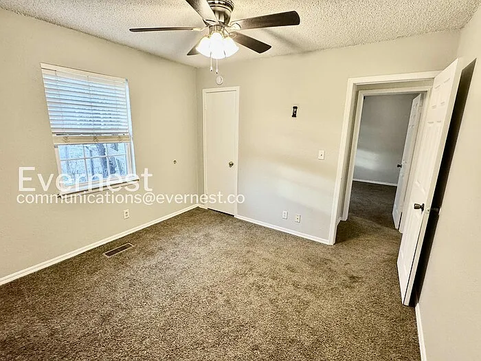 1756 S Pine Ave — Photo 20
