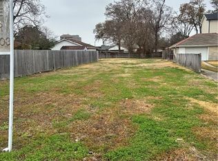 1913 Demosthenes St, Metairie, LA 70005