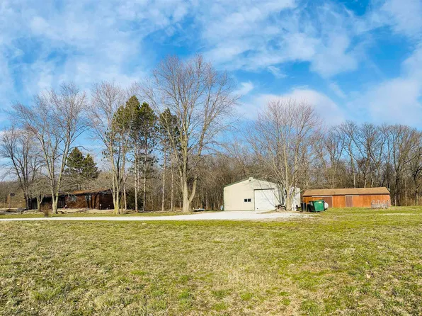 11005 E 1000th St, Macomb, IL 61455