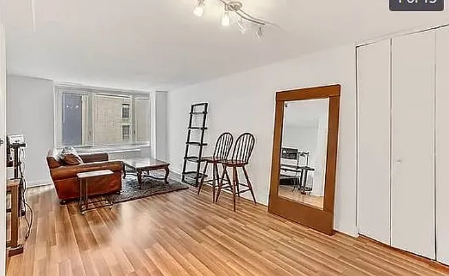 Rented by City Zen Realty | media 6