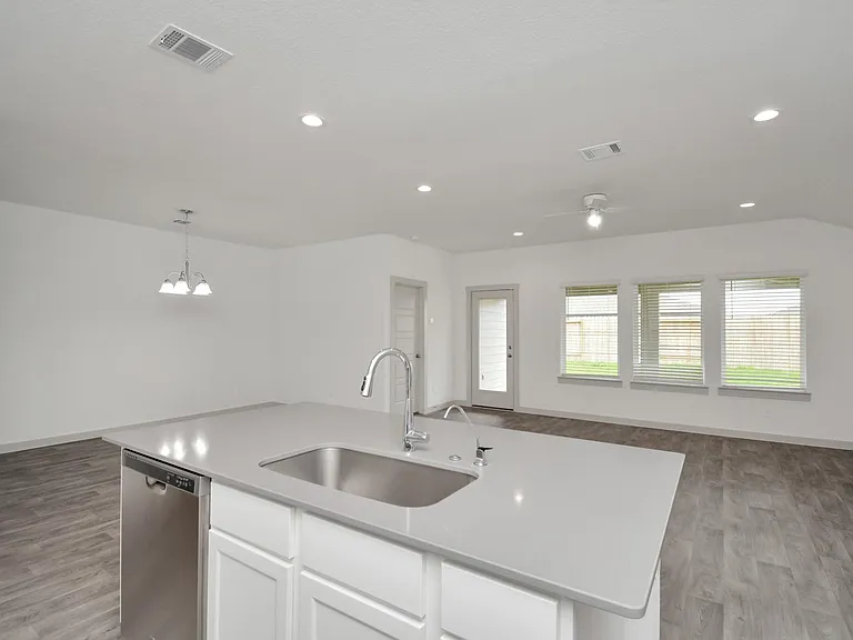 7803 Golden Rubia Ln — Photo 34