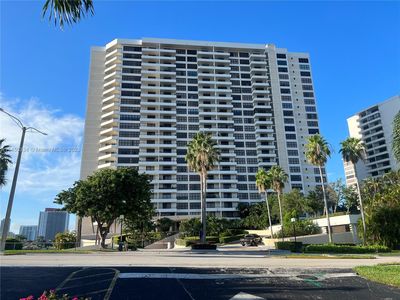 2500 Parkview Dr APT 1616, Hallandale, FL, 33009