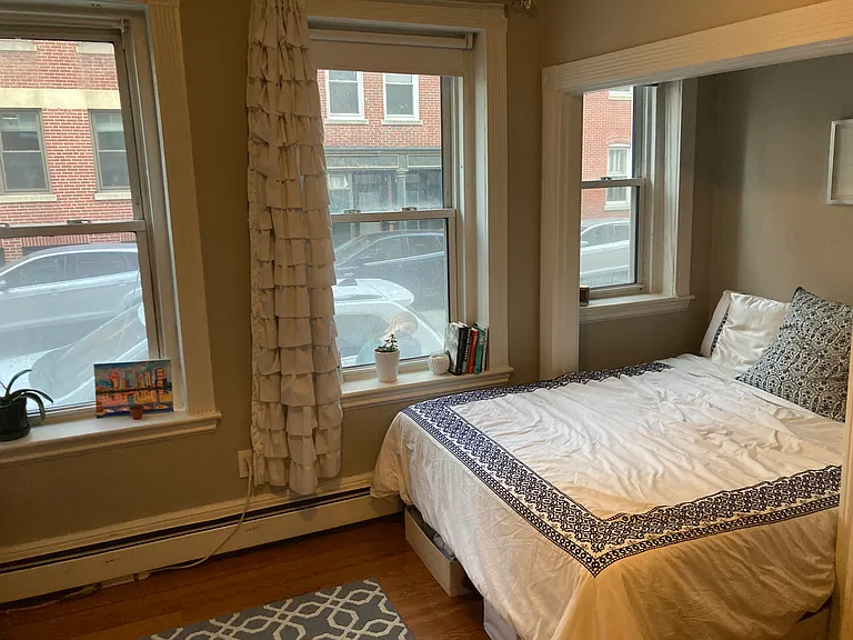 164 Endicott St #1 — Photo 8