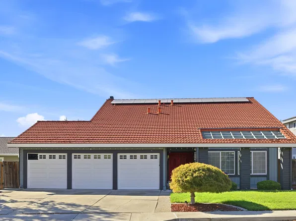 7668 Topaz Cir, Dublin, CA 94568