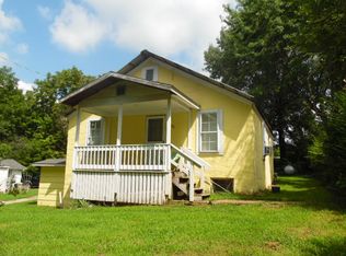 204 W 4th St, Mountain View, MO 65548