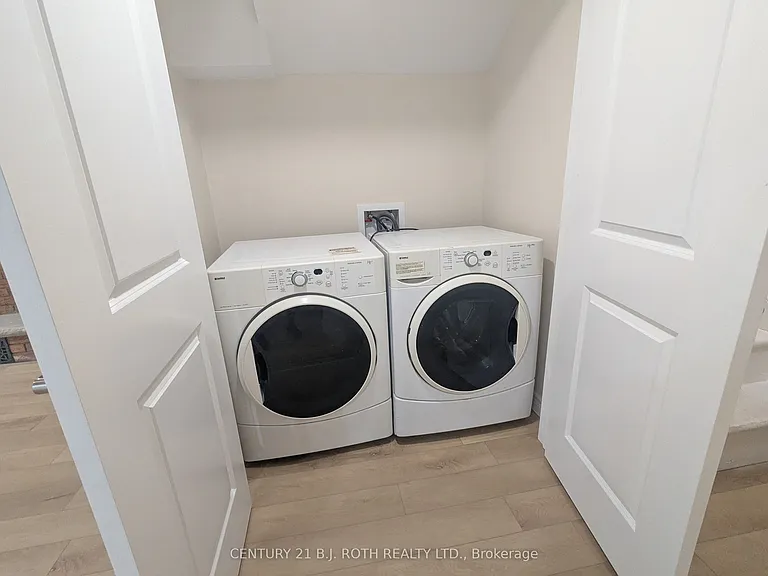 756 Hastings Ave — Photo 11