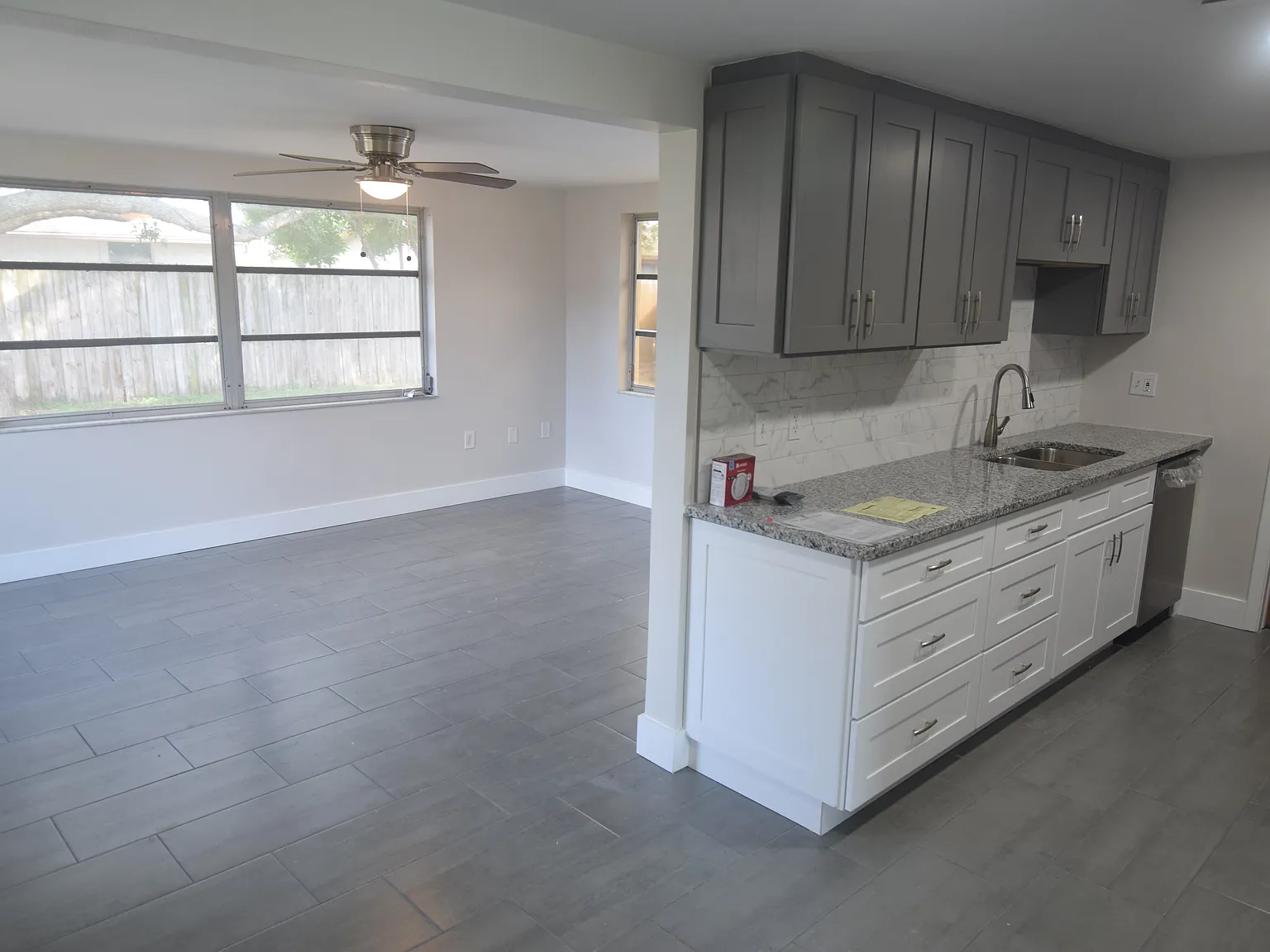 2 bed, 1128 sqft, $1,800 — Photo 3