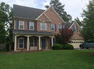 182 Sandhurst Ct, Suwanee, GA