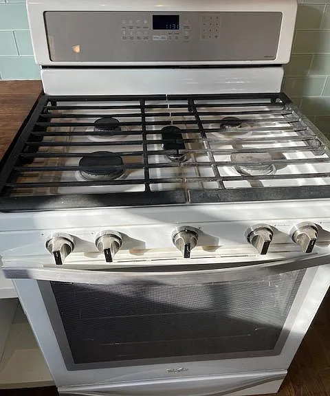 Newer gas range