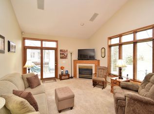 9575 Juniper St NW, Coon Rapids, MN 55433