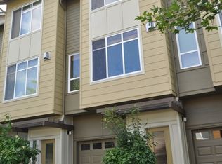 123 Skyridge Rd NW, Issaquah, WA 98027