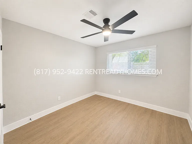 6906 Feather Creek Dr — Photo 11
