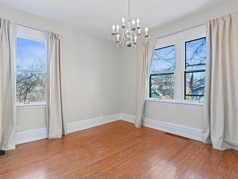 Windows in bedroom