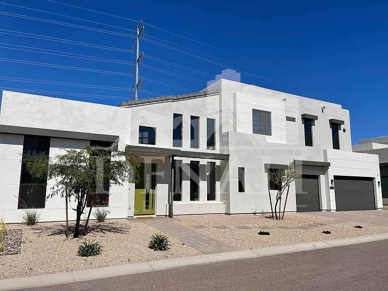 10920 E North Ln — Photo 1