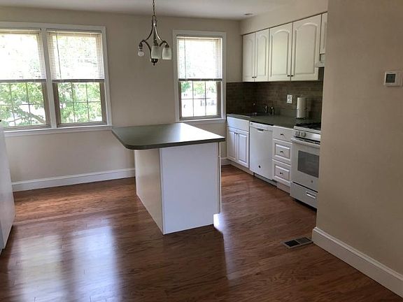 3rd image of 212 Pilgrim Ln #A