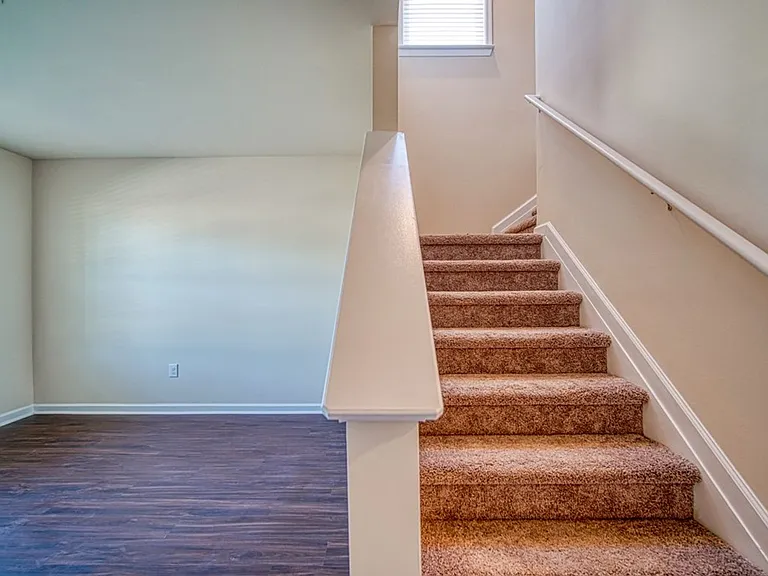 572 Millsgate Cir — Photo 11