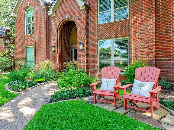 2nd image of 212 Pecan Hollow Dr