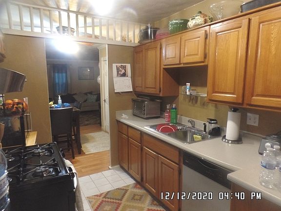 3rd image of 2536 Stevens Ave