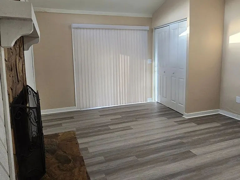 1001 N Bracewell Dr — Photo 7