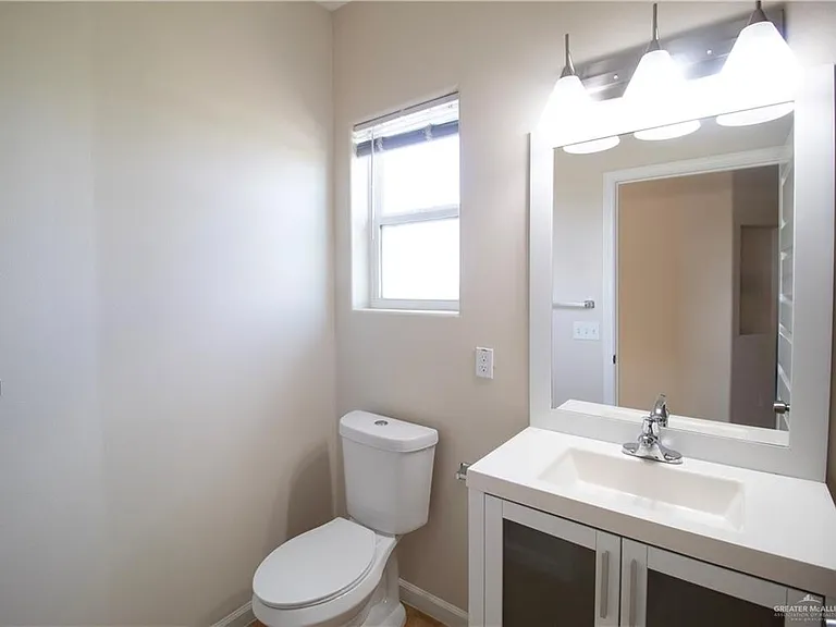 1000 E Daffodil Ave #1 — Photo 14