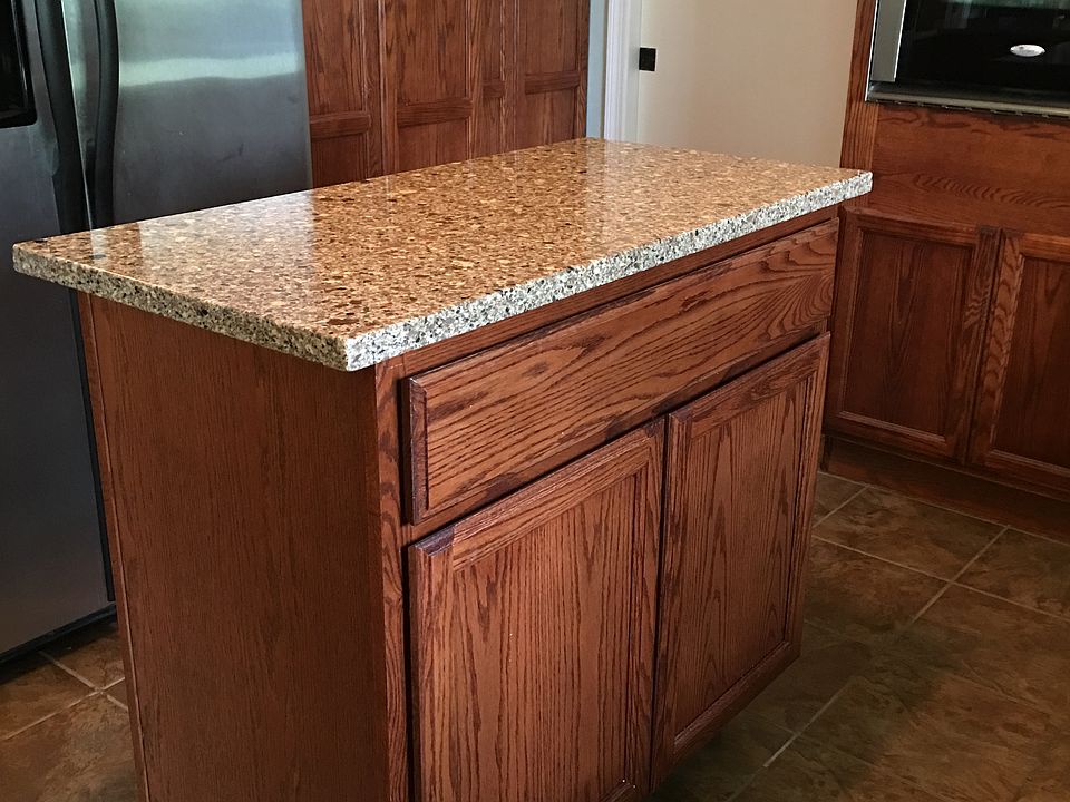 Stand alone mobile island 