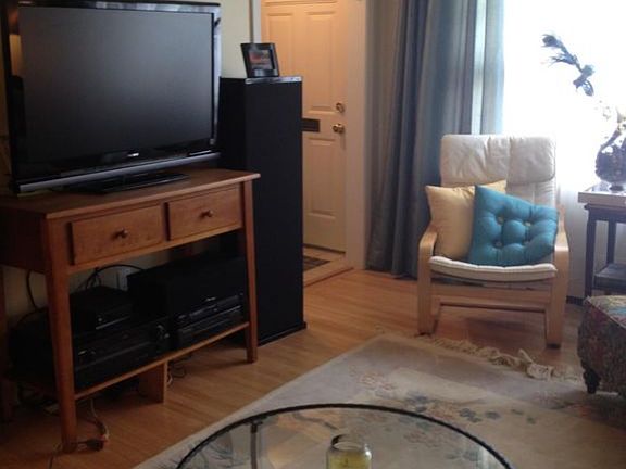 2nd image of 11 Rutherford Ct #11