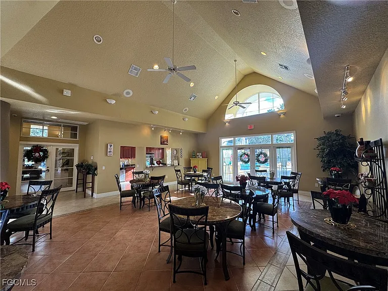 11500 Villa Grand #316 — Photo 27