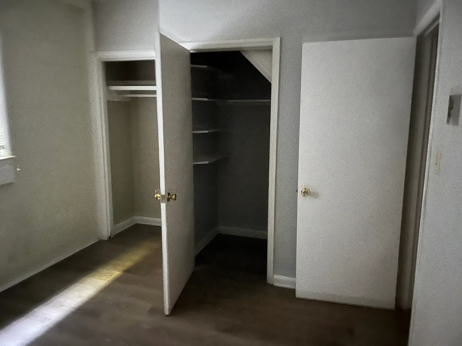 2 bed, 1.5 bath, $975 — Photo 3