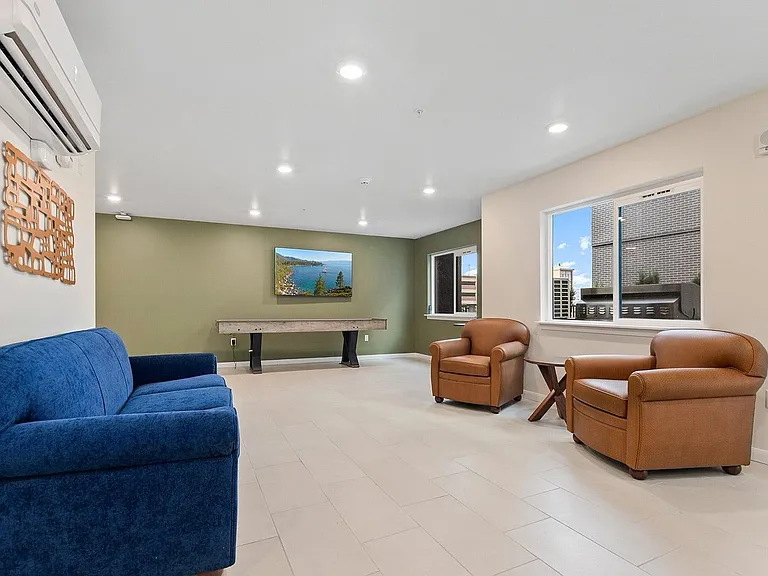 Legacy Plaza Senior Living Apartments — Photo 39