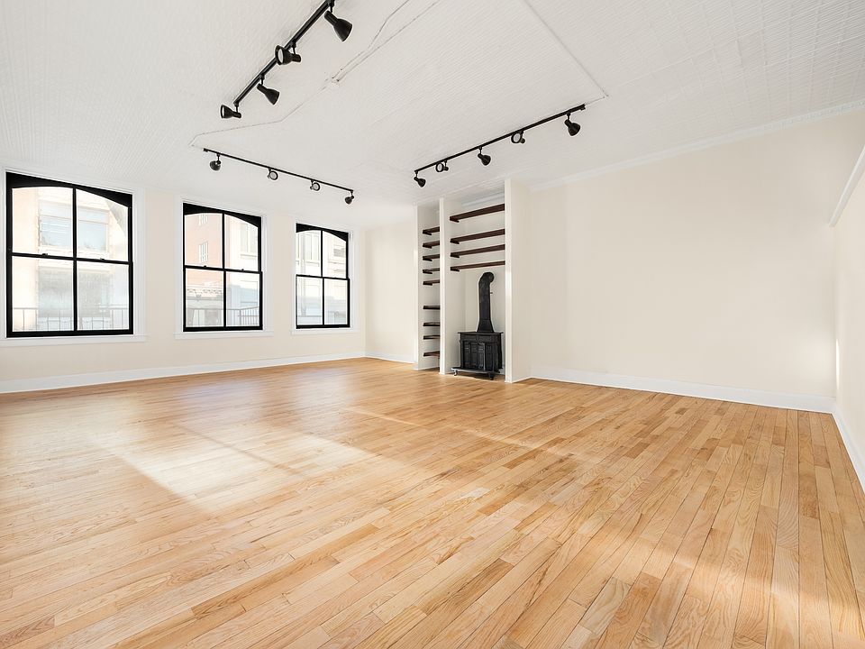 1st image of 496 Broadway #4