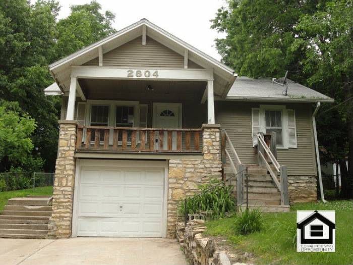 1st image of 2804 S 28th St