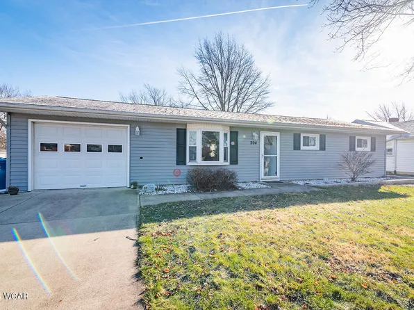 204 N Linden St, Anna, OH 45302
