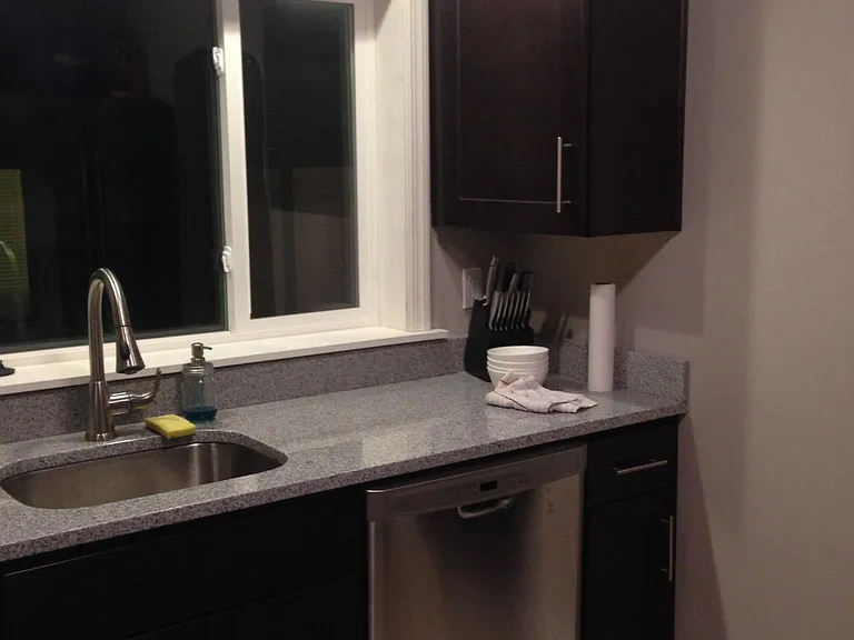 133 Stanton Ct W — Photo 4