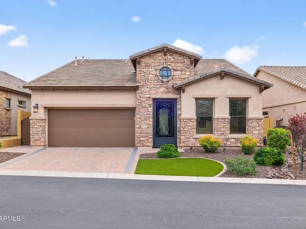 2113 N TROWBRIDGE Street, Mesa, AZ 85207