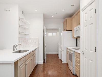501 Gibson Dr APT 2724, Roseville, CA, 95678