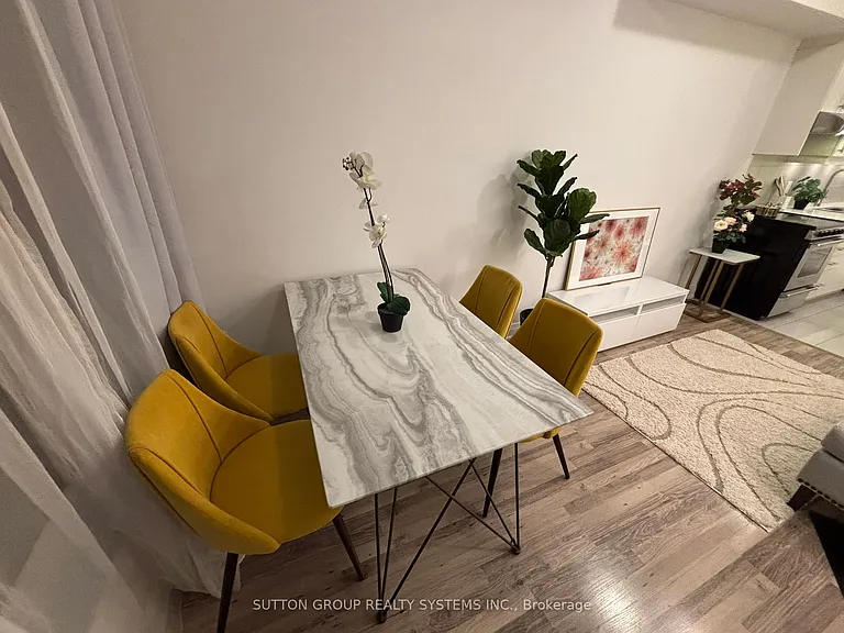 1774 A Lawrence Ave W #2 — Photo 6