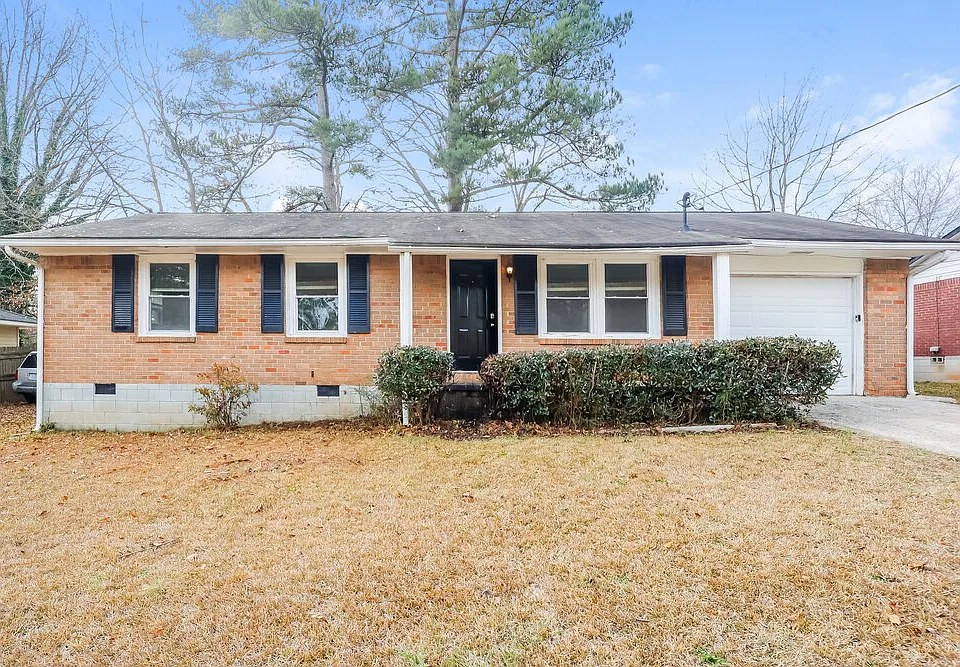 8203 Sussex Dr