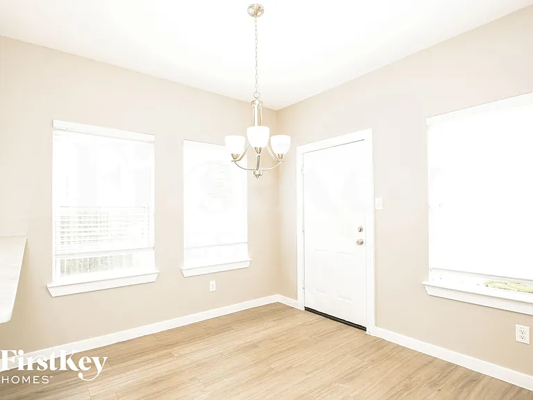 9935 Rio Doso Dr — Photo 3