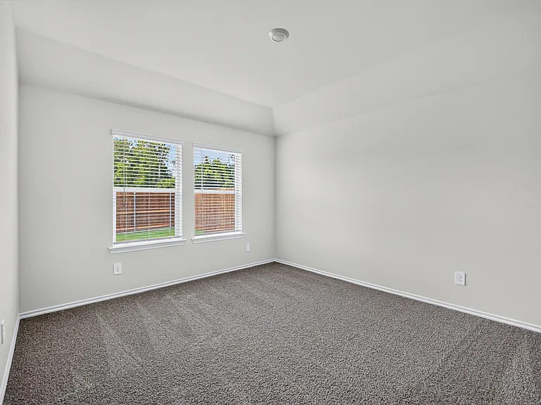 3330 Catamount Dr — Photo 13