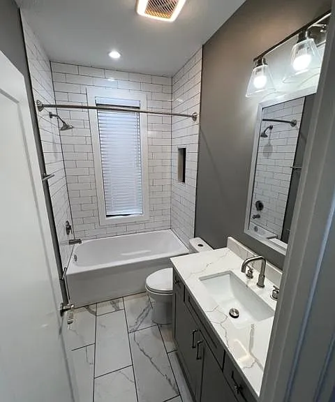 2056 N Park Ave — Photo 15