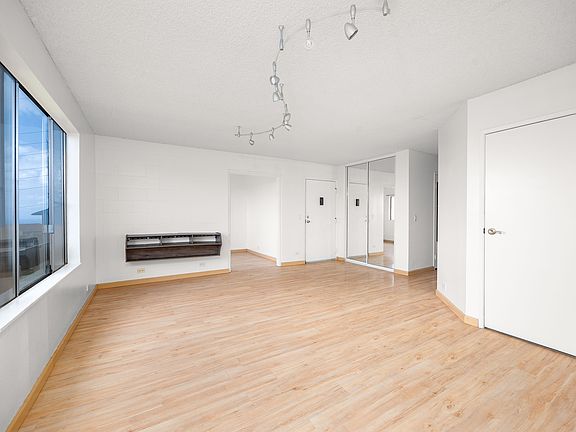 4th image of 92-1249 Panana St APT 1